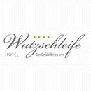 Resort Die Wutzschleife Hotel Wutzschleife Betriebs UG Logo Resort Die Wutzschleife Hotel Wutzschleife Betriebs UG